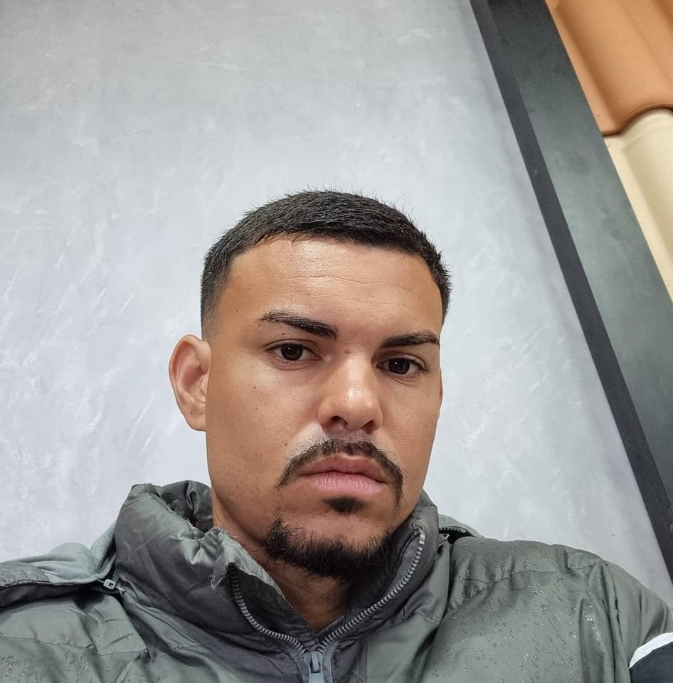 Fundador da Vitor LP